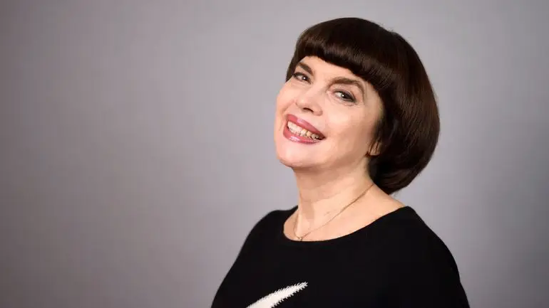 Mireille Mathieu Enfance et Formation