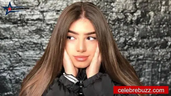 Enfance et Origines de Mimi Keene