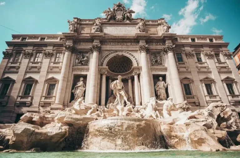 Discover Hidden Gems in Rome Audio Maps for the Curious Traveler