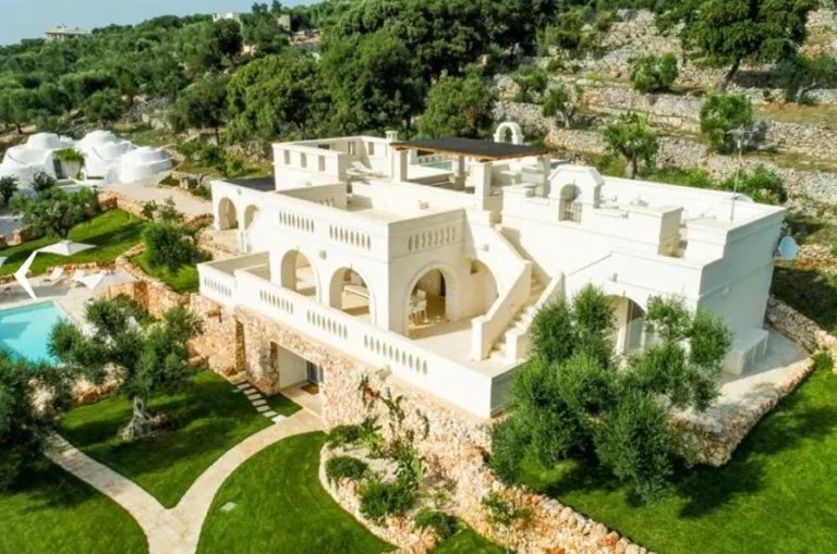 Experience the Height of Luxury High-End Villas with Concierge Service in Puglia