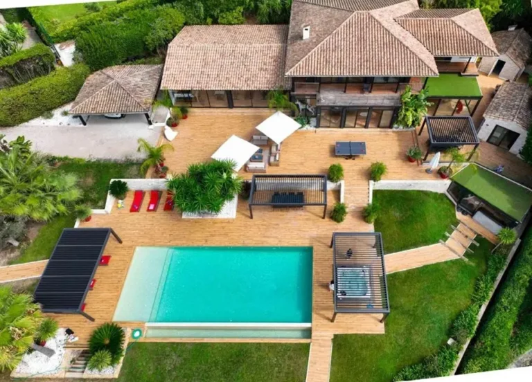 Why Choose a Luxury Villa Rental in Cannes for Your Next Getaway
