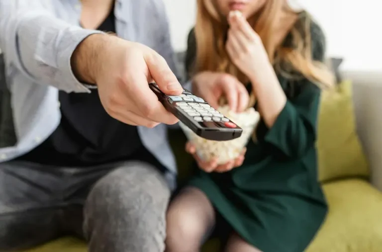 Best IPTV Subscription in France – 32,000 Live Channels Why More Viewers Are Switching to IPTV