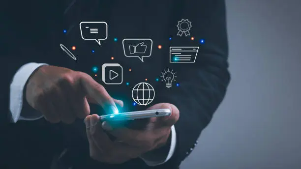 Comment l’API d’envoi SMS transforme la communication des entreprises françaises Comment l’API d’envoi SMS transforme la communication des entreprises françaises