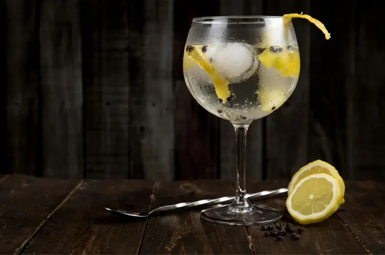 Exploring Echo Park Through Its Cocktails and Local Flavor