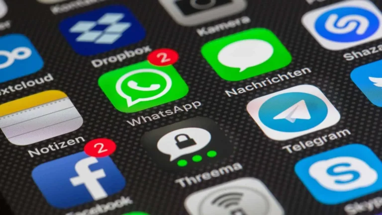 How to Revert to Older Versions of WhatsApp Web and Telegram Download