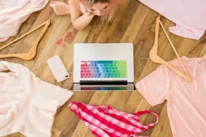 Comment le modèle Print-on-Demand révolutionne le secteur de la mode