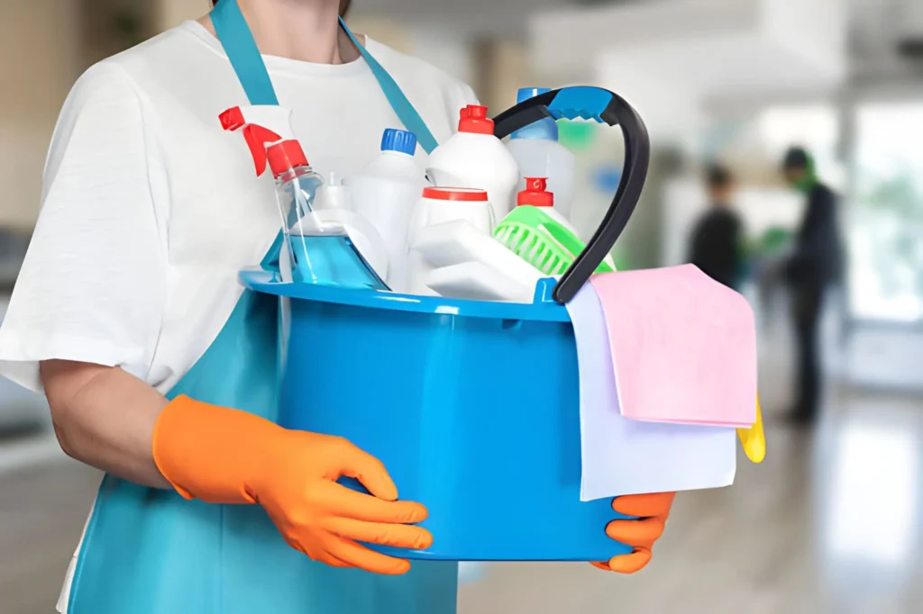 Why Commercial Cleaning Services Are Essential for Professional Workspaces