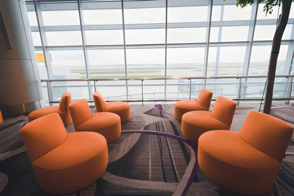 How to Find the Best Commercial Furniture Supplier in Singapore