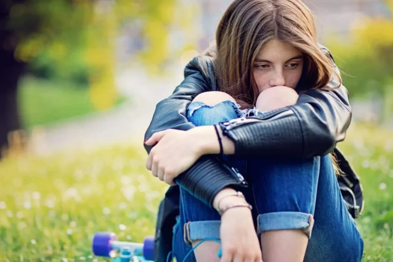 When Your Teen Is Hurting A Parent's Guide to Self Harm Recovery in Texas